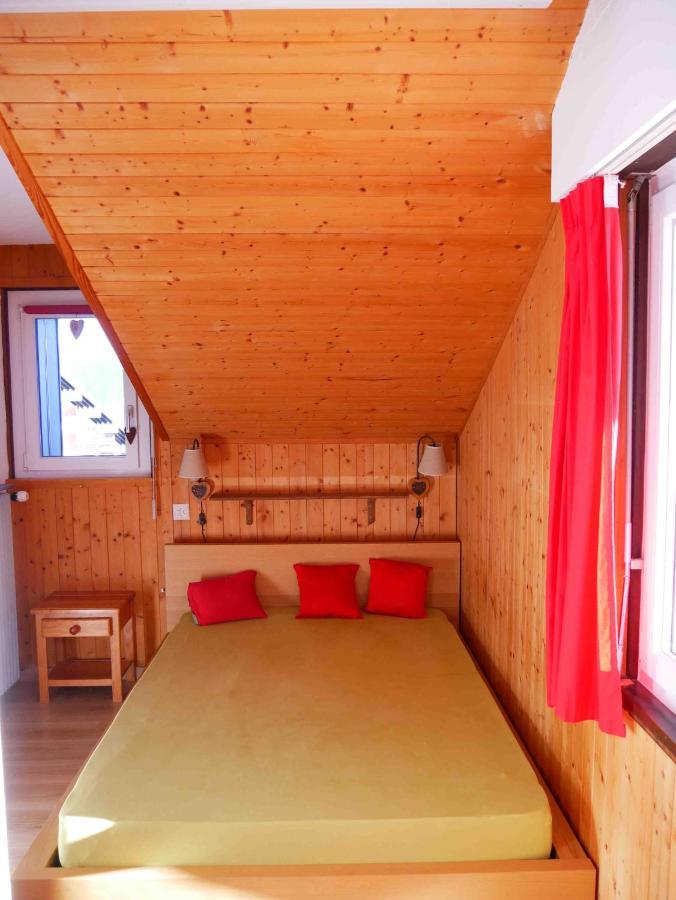 Romantic Chalet-Style Flat With Mountain View Torgon Exterior photo